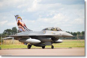 Viper F-16BM FAeB-349sqn-Dijon-Longvic-08juillet2008-DSC_0132.jpg